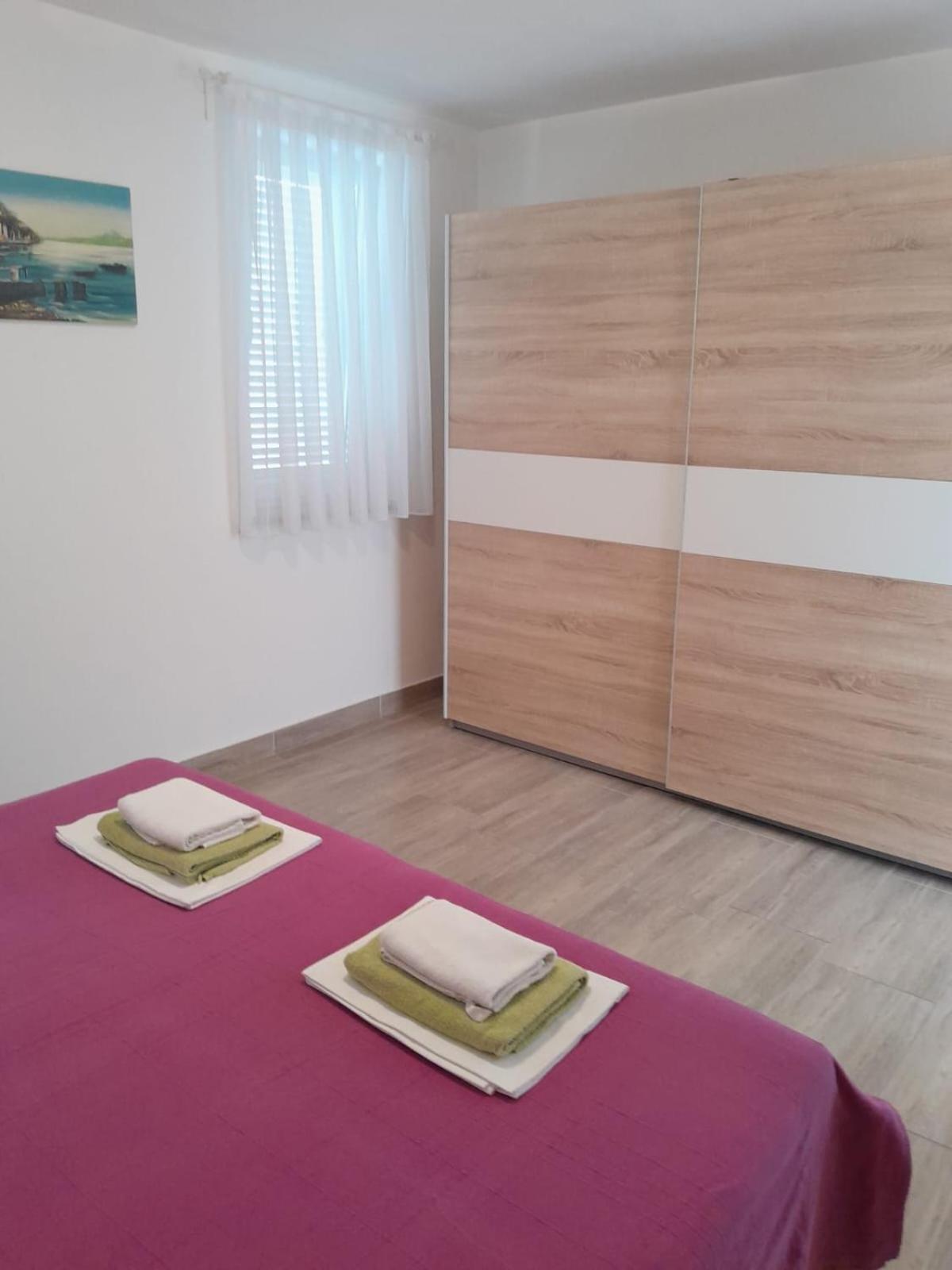 Apartment Mikic Čunski Extérieur photo